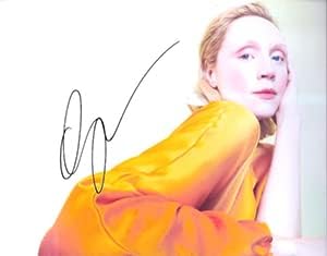 Çarşamba aktris Gwendoline Christie 8x10 şahsen imzaladı