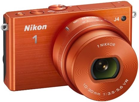 1 NİKKOR 10-30mm f / 3.5-5.6 PD Zoom Objektifli Nikon 1 J4 Dijital Fotoğraf Makinesi (Gümüş) (Üretici tarafından Üretilmiyor)